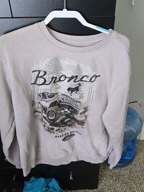 Ford Bronco Graphic Crewneck Sweater - Light Taupe